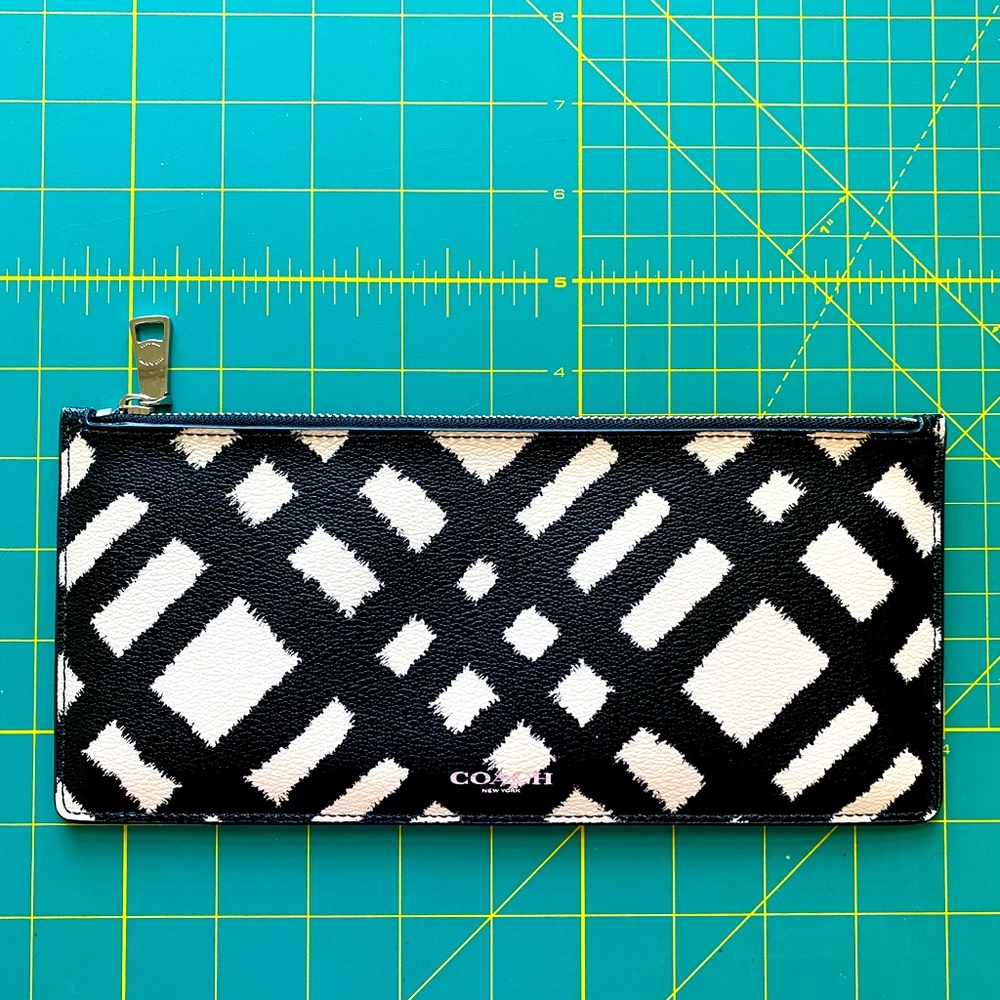 Coach Slim Zip Pouch